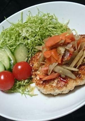 鶏肉の豆腐ハンバーグ~きんぴらのっけ編~-レシピのメイン写真