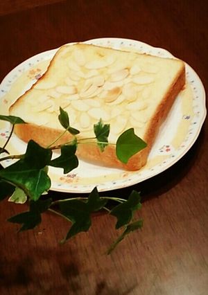 材料2つ♡幸せのミルクトースト-レシピのメイン写真