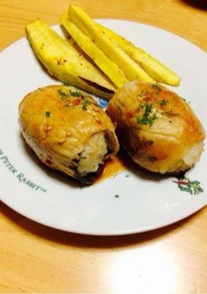 薄切豚ロースで♡ピリ辛肉巻きおにぎり-レシピのメイン写真