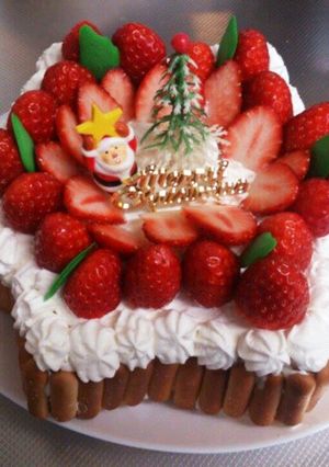 クリスマスに！星型いちごケーキ-レシピのメイン写真