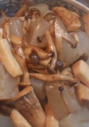 キノコとこんにゃくのバルサミコ酢炒め-レシピのメイン写真