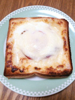 簡単!!目玉焼きトースト♡-レシピのメイン写真