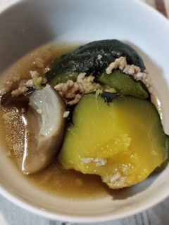 黒皮かぼちゃと椎茸のそぼろ煮-レシピのメイン写真