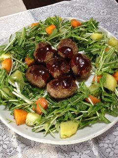 水菜でクリスマスリースサラダ-レシピのメイン写真