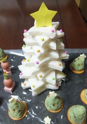 ✩食パンでホワイトクリスマスツリー✩-レシピのメイン写真