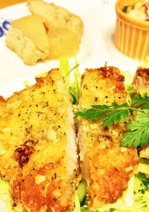 **チーズとアーモンドの香味カツレツ**-レシピのメイン写真