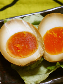 赤だし味噌と白だしde味玉-レシピのメイン写真