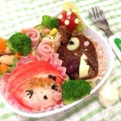 รูปของ 赤ずきんとオオカミのかわいいデコ弁☆