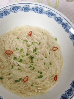 ダシダで簡単☆温かい☆ピリ辛にゅうめん-レシピのメイン写真
