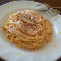 รูปของ たっぷり使った明太クリームパスタ