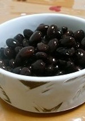 すぐできる！圧力鍋でふっくらおいしい黒豆-レシピのメイン写真