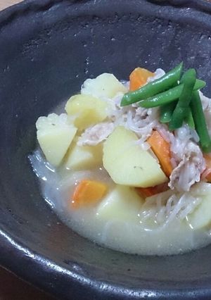 見た目さっぱり☆味しっかりの塩肉じゃが-レシピのメイン写真