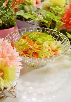 パプリカで簡単な彩りサラダ-レシピのメイン写真