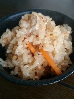 人参と油揚げの炊き込みご飯-レシピのメイン写真