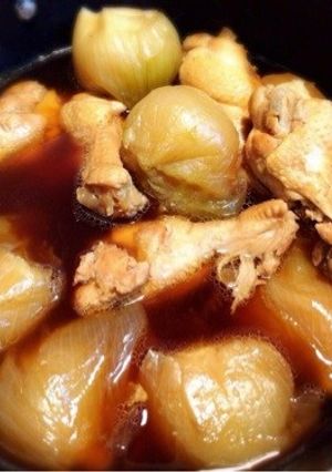 (^q^)手羽元と玉ねぎの煮物-レシピのメイン写真