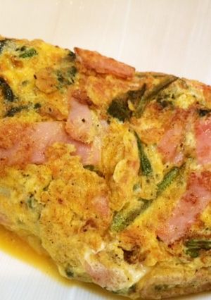 オムレツ①：ハム＆ほうれん草-レシピのメイン写真