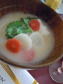 お雑煮(白みそ仕立て)-レシピのメイン写真