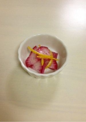 シンプル田舎料理☆赤大根の酢物-レシピのメイン写真