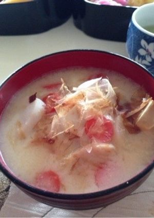 お正月☆我が家のお雑煮〜白味噌仕立て〜-レシピのメイン写真