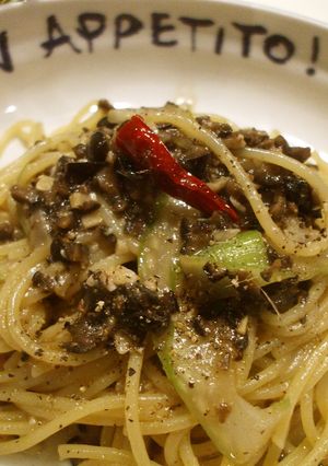 オリーブとアンチョビの南イタリア･パスタ-レシピのメイン写真