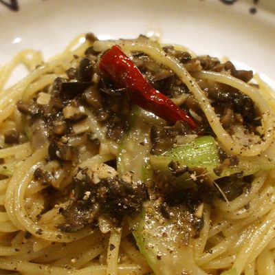 フランチェスコ・マッツェイ 南イタリア料理 レシピ集「Mezzogiorno」 新しいイタリア料理 | グルティエーロ マルケージ, 渡辺 怜子 |本