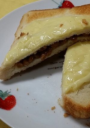 ☆超かんたん☆納豆ホットサンド-レシピのメイン写真