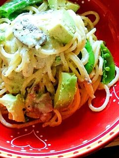 酒粕入りアボカド豆乳クリームパスタ-レシピのメイン写真