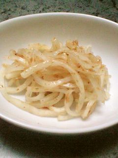 大根の皮の梅おかか和え-レシピのメイン写真