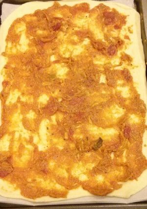チキンバターカレーがピザソースに！-レシピのメイン写真