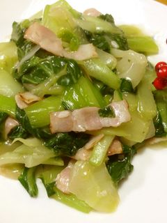 ちんげん菜とベーコンの塩麹炒め♪-レシピのメイン写真