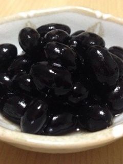 【保温鍋で】甘さ控えめ保温調理の黒豆煮-レシピのメイン写真
