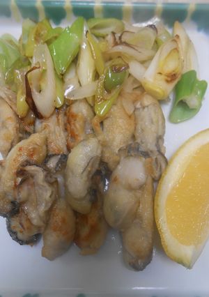 牡蠣焼きと葱のバター焼きの盛り合わせ-レシピのメイン写真