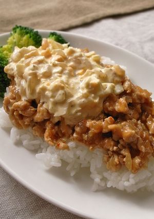 鶏ひき肉で簡単！チキン南蛮風な丼-レシピのメイン写真