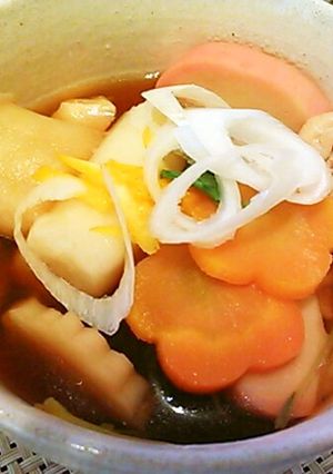 関東風の醤油ベース♡うちの簡単お雑煮-レシピのメイン写真
