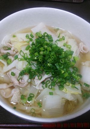 豚バラと白菜のスープ-レシピのメイン写真