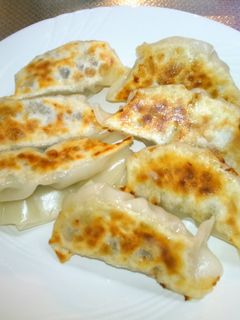 嫁入り道具☆母の野菜たっぷり餃子-レシピのメイン写真
