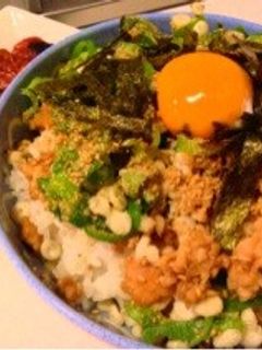 ごろごろ鶏そぼろ丼-レシピのメイン写真