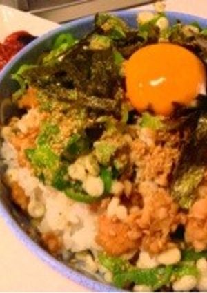 ごろごろ鶏そぼろ丼-レシピのメイン写真