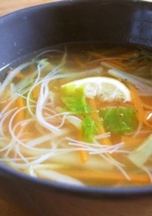 ナンプラー風味の超あっさり春雨入りスープ-レシピのメイン写真