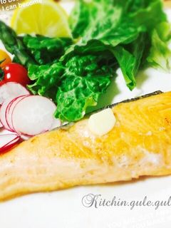 定番のしゃけのバタームニエル-レシピのメイン写真