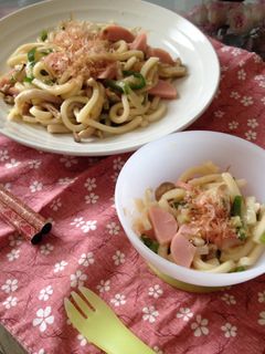 ママとぼくの簡単ランチ☻焼きうどん-レシピのメイン写真