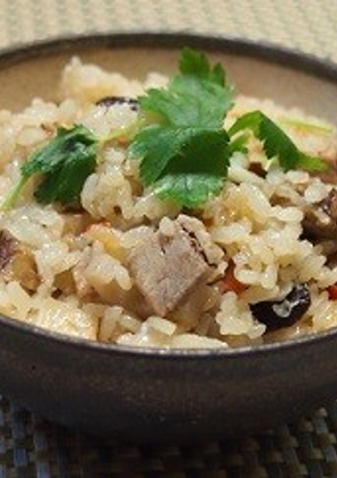 残ったおせちと餅を炊飯器で五目おこわ風-レシピのメイン写真