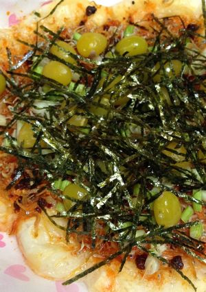 お正月のお餅をリメイク！ピリ辛もちピザ★-レシピのメイン写真