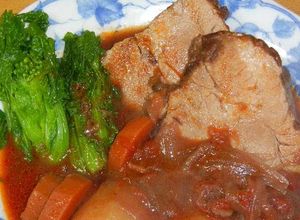 豚肩ロース肉塊の赤ワイン＆赤味噌煮-レシピのメイン写真