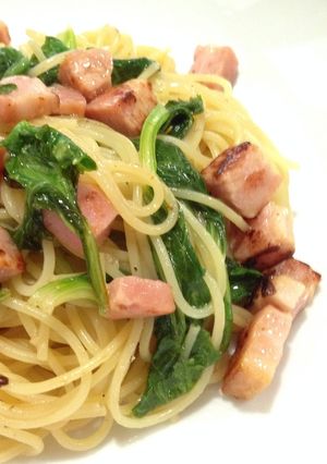 セロリの葉のパスタ-レシピのメイン写真
