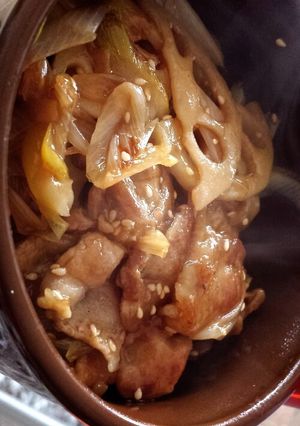 【簡単】豚肉とレンコンのめんつゆ炒め-レシピのメイン写真