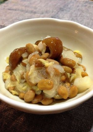 白菜シャキッ♪なめこと納豆のこぶ茶あえ-レシピのメイン写真