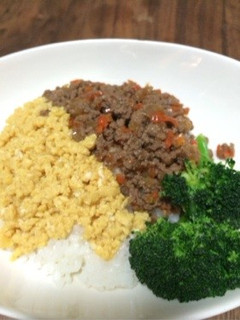 そぼろ丼-レシピのメイン写真
