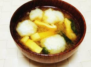 ふわとろ〜長芋だんごのお味噌汁-レシピのメイン写真