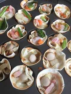 たこ焼き器 餃子の皮でアレンジ♪お花ピザ-レシピのメイン写真